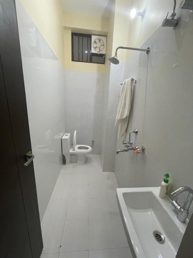 דהראדון Bld Restaurant And Home Stay מראה חיצוני תמונה